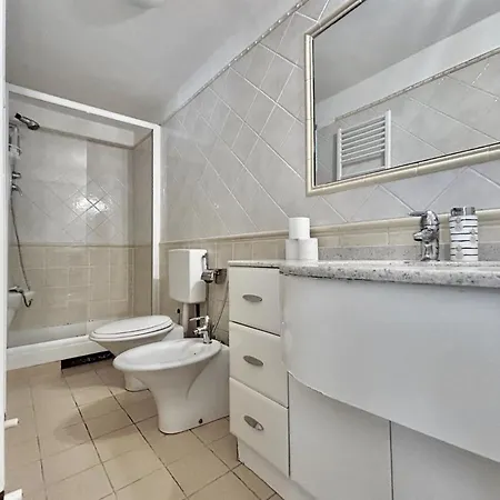 Firenze Apartment