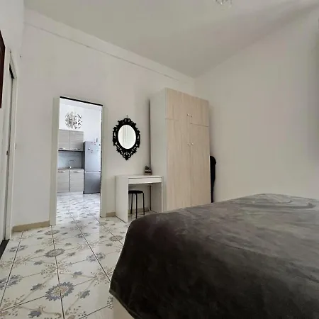 Firenze Apartment Apartmán *